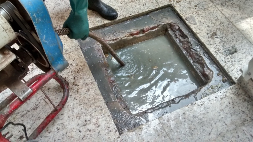 Desentupidora no Morro Doce